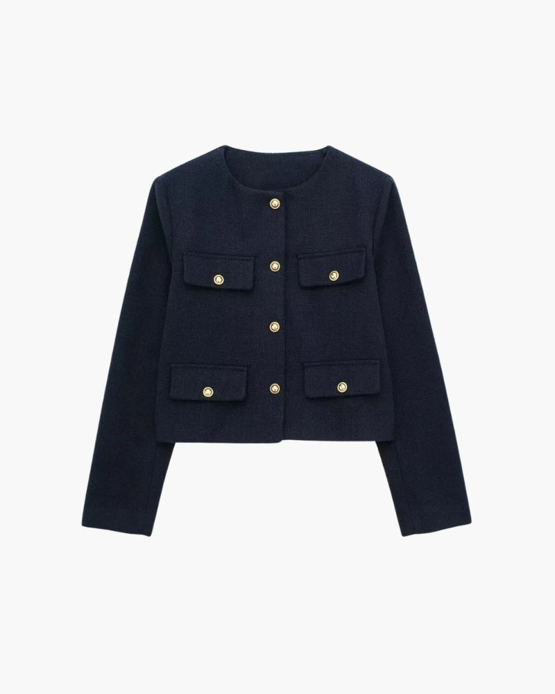 Marineblaue kragenlose kurze Tweedjacke mit vier Pattentaschen und goldenen Knöpfen, flach von vorn