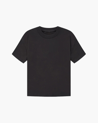 Tee-shirt col rond noir coupe décontractée à épaules tombantes, à plat vue de face sur fond blanc